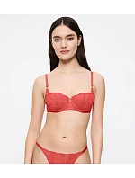 CRAZY STUPID LOVE - Vystužená podprsenka s talianskou čipkou a Comfort Wire® Triumph
