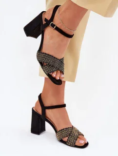 Sandále na podpätku model 214687 Vykročte štýlovo