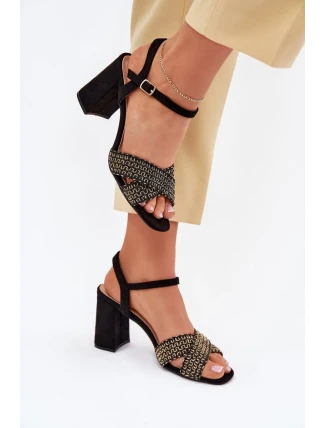 Sandále na podpätku model 214687 Vykročte štýlovo Sandále na podpätku model 214687 Vykročte štýlovo