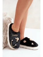 Futrzane Kapcie Z Przypinkami Czarne Ivelfedi
