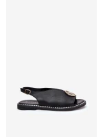 Ploché elegantné sandále s dekoráciou Black Iseliria