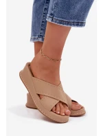 Zdobené dámské sandály na platformě z eko kůže Béžové Calorissa