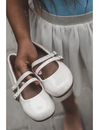 Lakierowane Balerinki Dziecięce Z Paseczkami Beżowe Margenis