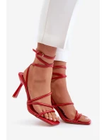 Stylowe Sandały Na Szpilce Z Paskami Czerwone Saredi