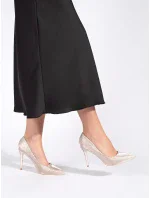 Praktické zlaté lodičky na ihličkovom podpätku Praktické zlaté lodičky na ihličkovom podpätku