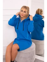 Šaty s kapucňou a bočným rázporkom nevädzovo modrej Šaty s kapucňou a bočným rázporkom nevädzovo modrej