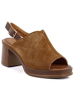 Dámske semišové kožené sandále na podpätku Vinceza 26-39995