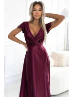 411-10 CRYSTAL saténové dlhé šaty s výstrihom - bordové 411-10 CRYSTAL saténové dlhé šaty s výstrihom - bordové