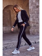 M460 Jogger nohavice s pruhovanými rebrovanými manžetami - čierne M460 Jogger nohavice s pruhovanými rebrovanými manžetami - čierne