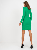 Základné zelené pruhované šaty nad kolená