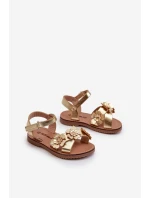 Sandałki Dziecięce Ozdobione Kwiatkami Zapinane Na Rzep Złote Fagossa