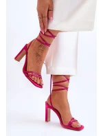 Eleganckie Wiązane Sandały Z Dżetami Fuksja Nessy