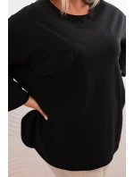 Dámska blúzka v nadmernej veľkosti s bavlnou, vreckom a ohrnutými rukávmi čierna