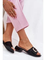 Eleganckie Klapki Damskie Na Klocku Ze Złotym Detalem Vinceza 62229 Czarne