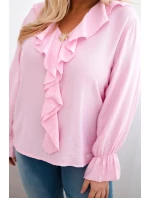 Plus veľkosť dámske viskózové blúzka s volánom a ozdobnou brošňou Sugar Pink Plus veľkosť dámske viskózové blúzka s volánom a ozdobnou brošňou Sugar Pink