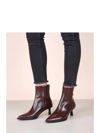 Topánky na podpätku model 222369 Solea