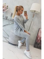 Súprava s oversize šedou blúzkou