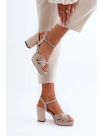 Lakierowane Sandały Damskie Na Słupku Beżowe D&A MR38-668