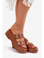 Klapki Damskie Na Koturnie I Platformie Z Klamrami Camel Nitarelia