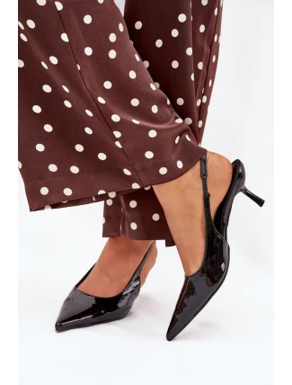 Lodičky s ihlovým podpätkom model 216026 Krok vo veľkom štýle