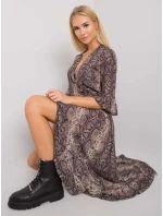 Šaty TW SK BI 24502 1.64P čierna a béžová Šaty TW SK BI 24502 1.64P čierna a béžová