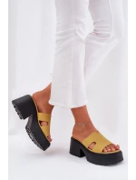 Klapki Damskie Na Platformie I Masywnym Obcasie Żółte Rizana