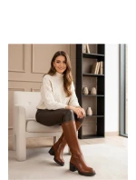 Topánky na podpätku model 222052 Solea Topánky na podpätku model 222052 Solea