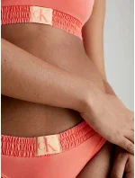 Dámsky plavkový spodný diel bikín KW0KW01990 SM9 koralová - Calvin Klein Dámsky plavkový spodný diel bikín KW0KW01990 SM9 koralová - Calvin Klein