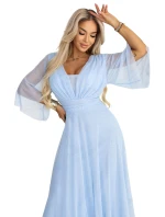 654-3 Dlhé trblietavé plus size šaty s výstrihom a priehľadnými rukávmi - modré