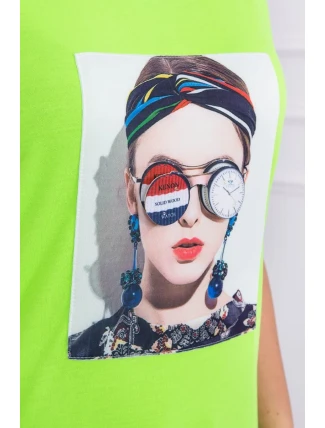 Blúzka s dámskou grafickou zelenou neónovou farbou Blúzka s dámskou grafickou zelenou neónovou farbou