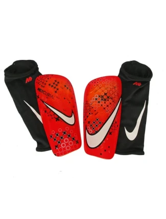 Nike Mercurial Lite CR7 chrániče kolien FJ4869-696 Nike Mercurial Lite CR7 chrániče kolien FJ4869-696