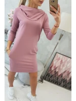 Šaty s kapucňou a vreckami tmavo ružové