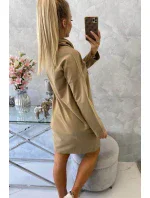 Ťavie šaty s kravatou