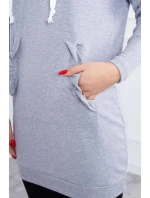 Šaty s ozdobnými volánikmi a kapucňou šedej farby
