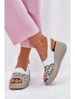 Sandały Damskie Z Naturalnej Skóry Na Koturnie Artiker 56C0958 Białe