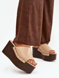 Dámské nazouváky na platformě s nýty béžové Mareline