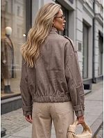 Krátka dámska bomberová bunda s vysokým stojatým golierom v farbe taupe, FashionStreet TY5848 Krátka dámska bomberová bunda s vysokým stojatým golierom v farbe taupe, FashionStreet TY5848