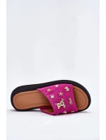 Zamszowe Klapki Damskie Z Przypinkami Vinceza 66741 Fuksja