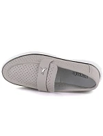 Dámske šedé kožené mokasíny Vinceza 93221