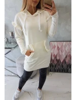 Šaty s ozdobnými volánikmi a kapucňou ecru