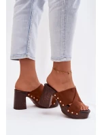 Dámské sandály na podpatku se zlatými přezkami Camel Nerelle