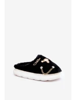 Futrzane Kapcie Z Przypinkami Czarne Ivelfedi