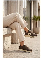 Športová obuv na platforme, model 230615 Step in style