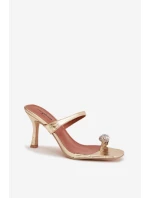 Žabky na podpätku model 225132 Krok vo veľkom štýle