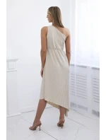 Plisované šaty s kvetom svetlo béžovej farby