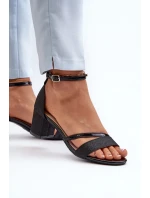 Trblietavé dámske sandále na nízkom podpätku čierne Ploemis