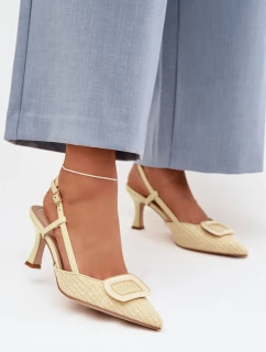Sandále na podpätku model 225206 Vykročte štýlovo