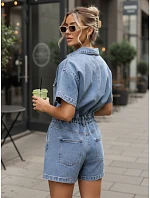 Dámsky krátky džínsový overal so šnúrkou v páse FashionStreet EY2639 Dámsky krátky džínsový overal so šnúrkou v páse FashionStreet EY2639