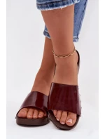 Dámské pantofle s přezkami na nízkém podpatku bordó Brinalle