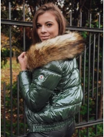 Dámska prešívaná krátka zimná bunda FELLISA zelená FashionStreet TY2459 Dámska prešívaná krátka zimná bunda FELLISA zelená FashionStreet TY2459